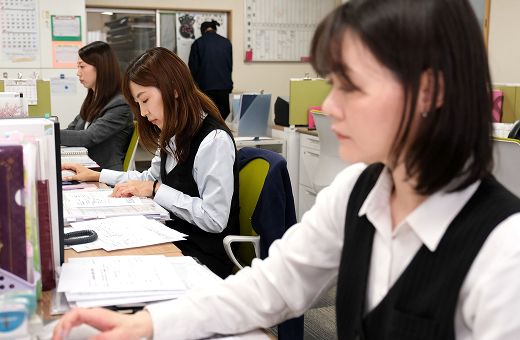 営業アシスタント事務